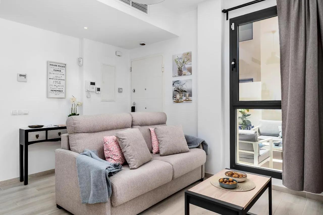 Apartamento Deluxe Con Piscina, Terraza & Parking Malaga